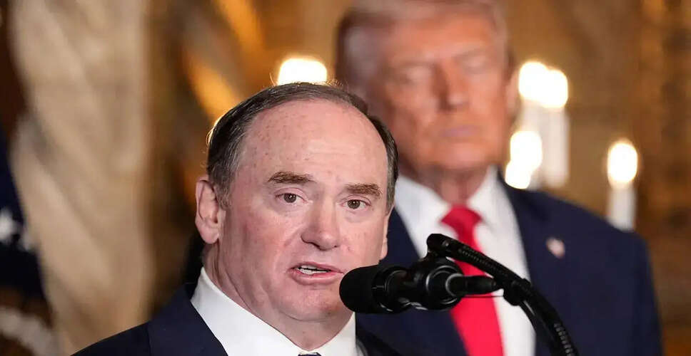 अमेरिकी नौसेना सचिव जॉन फेलन की बर्खास्तगी, पेंटागन में बदलाव जारी