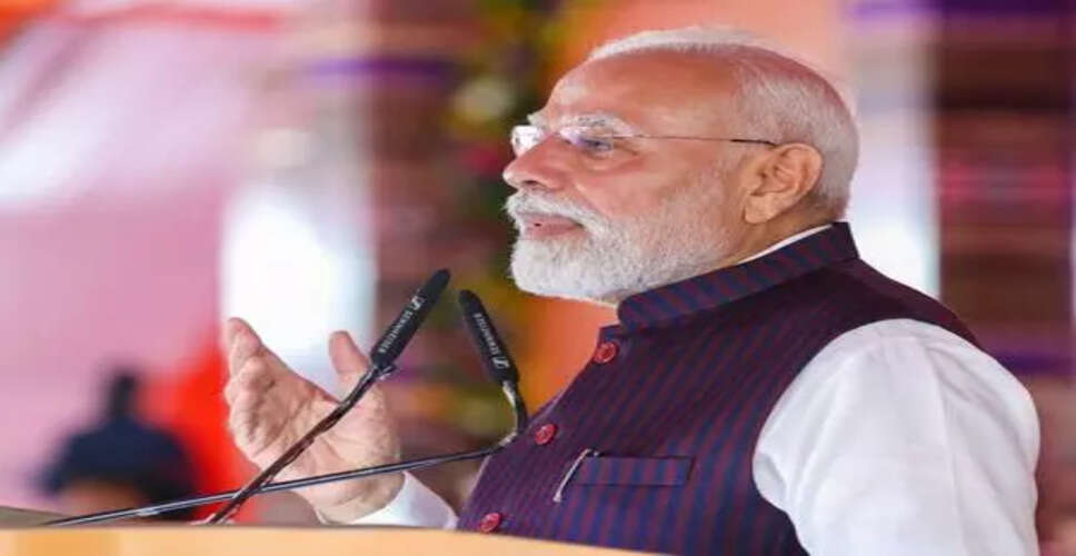 प्रधानमंत्री मोदी ने युवाओं के लिए 62,000 करोड़ रुपये की योजनाओं का अनावरण किया