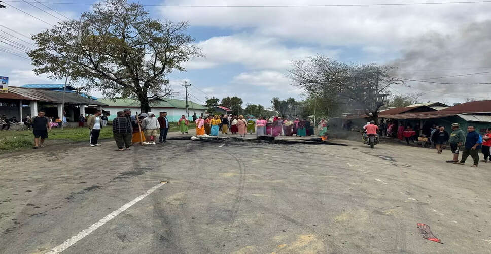 मणिपुर में तनाव के बीच मुख्यमंत्री का दौरा, शांति की अपील