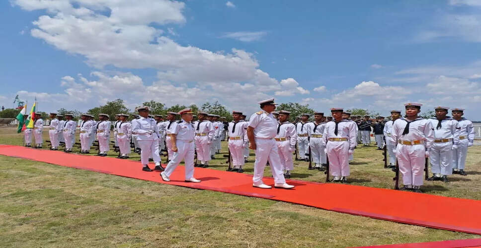 भारतीय नौसेना प्रमुख का म्यांमार दौरा: सुरक्षा सहयोग को मजबूत करने की दिशा में कदम