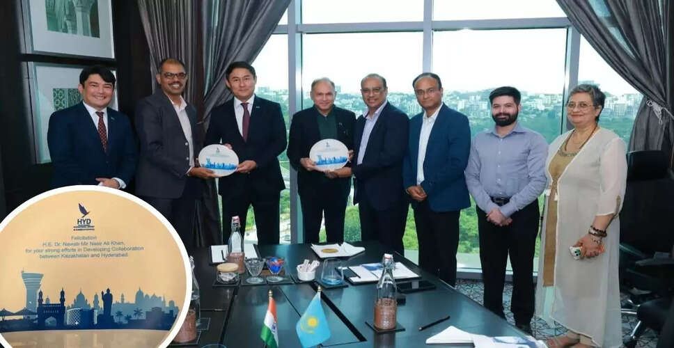 डॉ. नवाब मीर नासिर अली खान को कजाकिस्तान के कॉन्सुल के रूप में सम्मानित किया गया