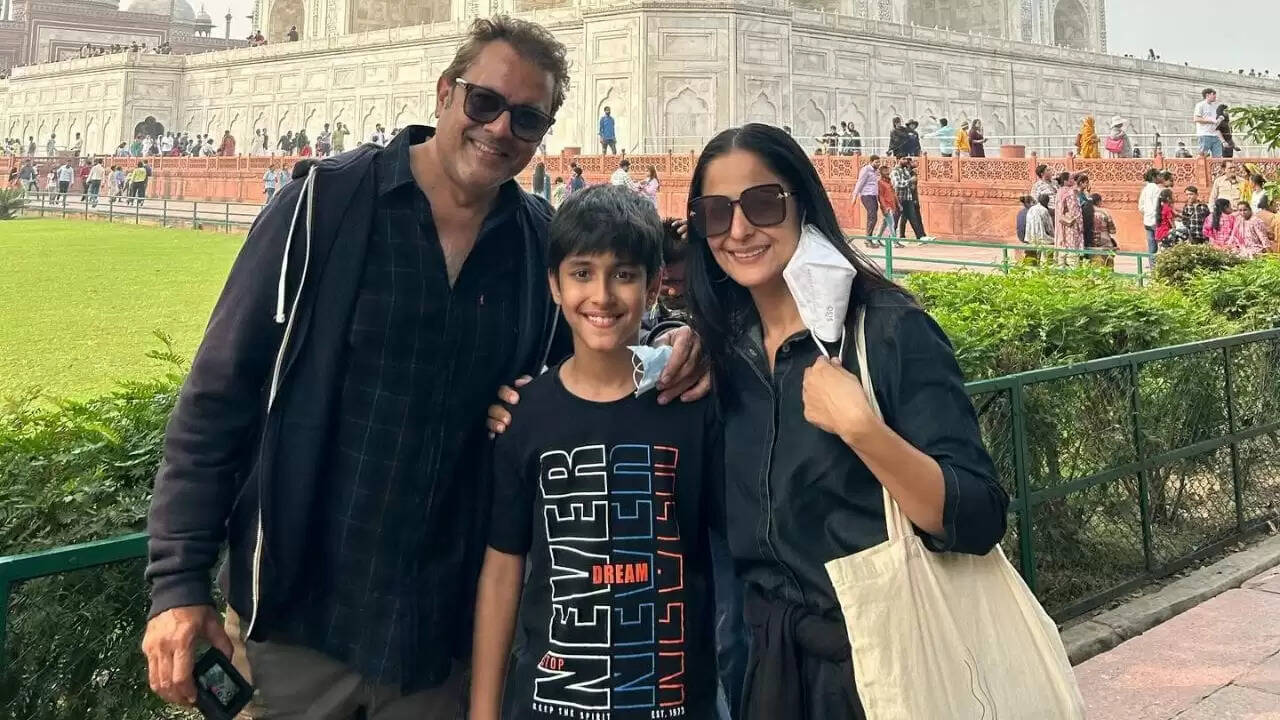 2025 में सेलिब्रिटी ब्रेकअप: प्यार की कहानी का अंत