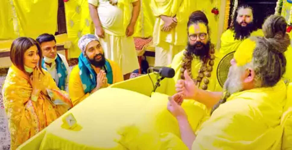वृंदावन में संत प्रेमानंद जी महाराज से मिले राज कुंद्रा, किडनी दान करने की जताई इच्छा