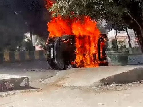 नोएडा में हिंसा के पीछे सोशल मीडिया की भूमिका का खुलासा