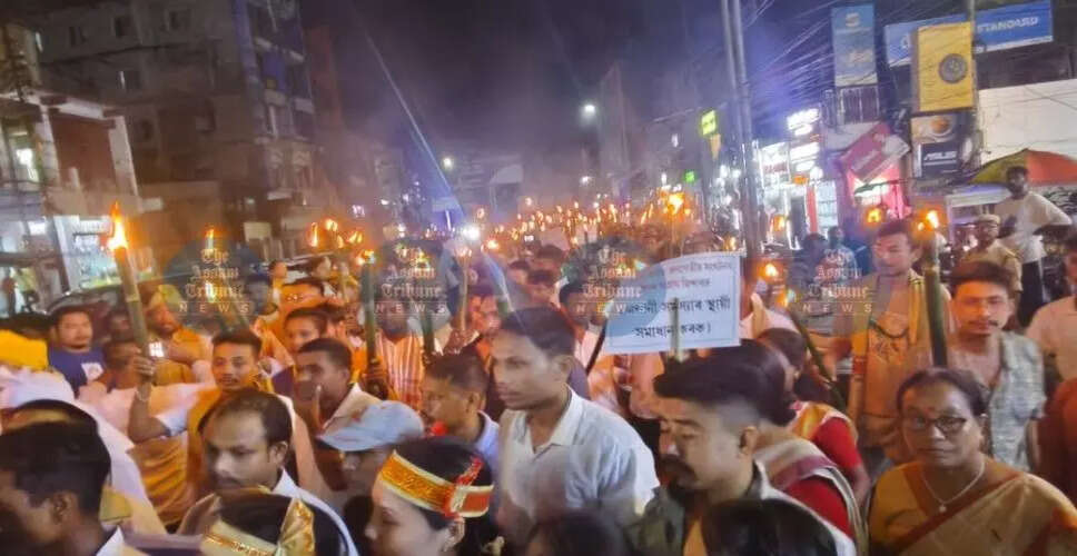 जोरहाट में जनजातीय समुदायों के लिए ST दर्जे की मांग को लेकर बड़ा प्रदर्शन