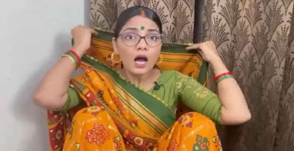 सुप्रीम कोर्ट ने नेहा सिंह राठौर को दिया बड़ा झटका, FIR बरकरार