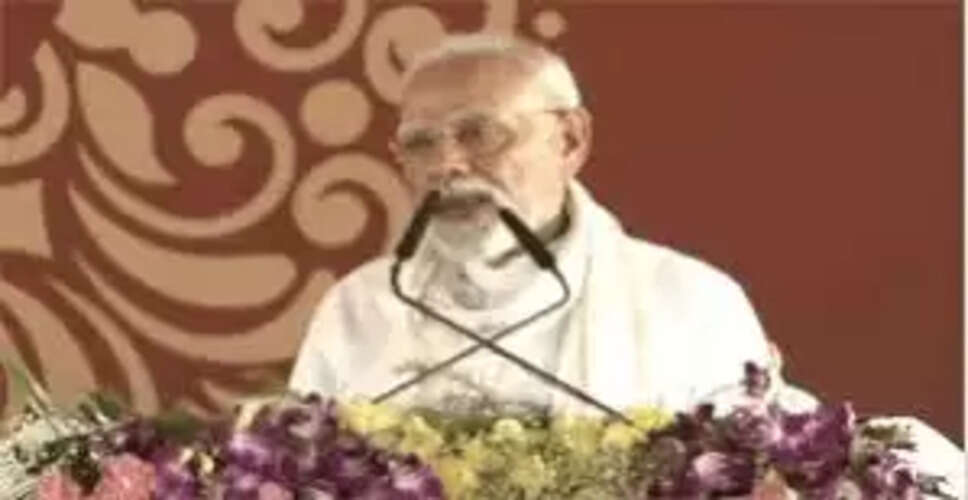 प्रधानमंत्री मोदी ने वाराणसी में विकास परियोजनाओं का उद्घाटन किया