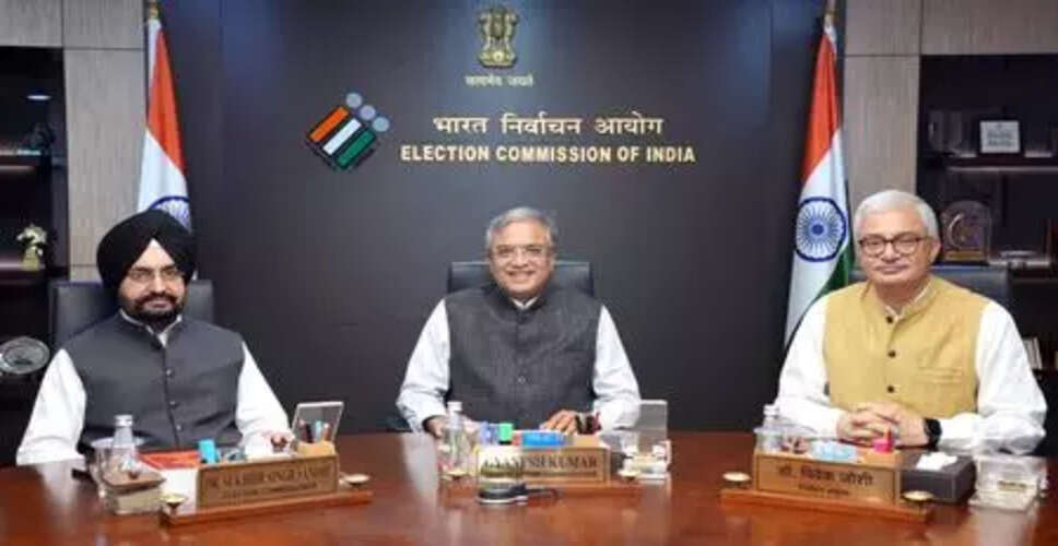 बिहार विधानसभा चुनाव की तैयारी में चुनाव आयोग ने दिए सख्त निर्देश