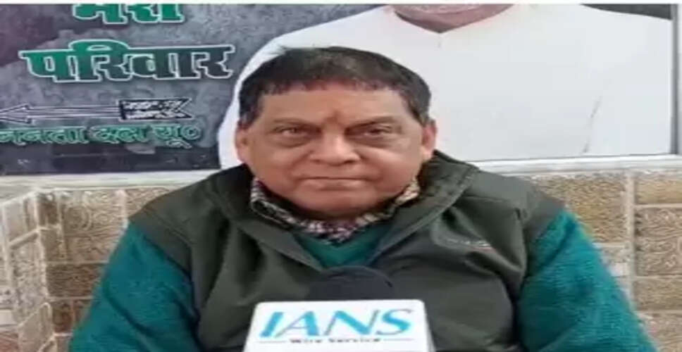 नीतीश कुमार अपनी इच्छा से 'इन' और 'आउट' करते हैं : नीरज कुमार