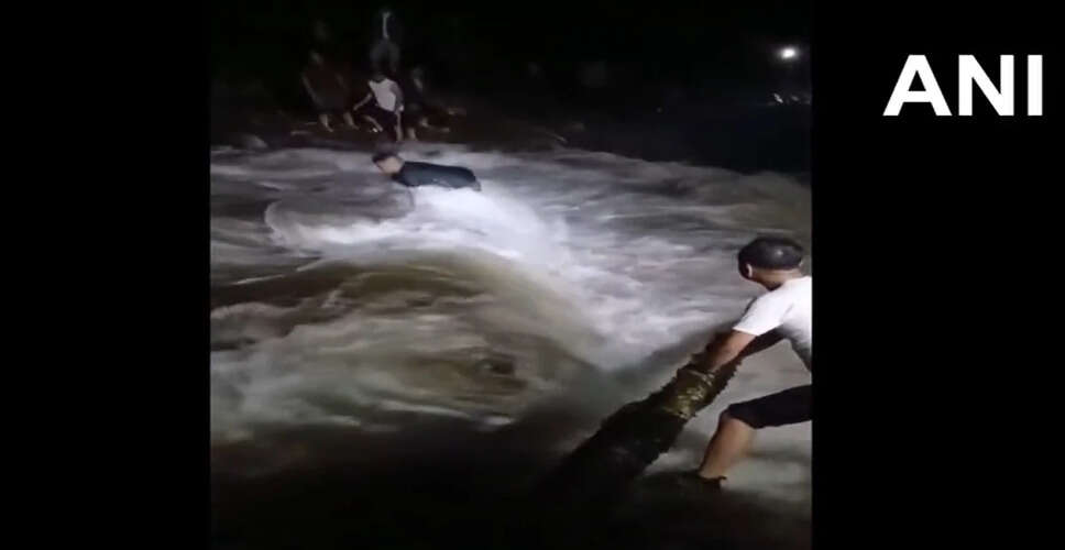 सिक्किम में भूस्खलन से चार की मौत, तीन लापता