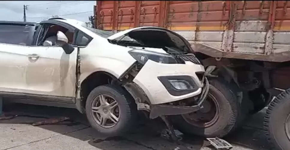 महाराष्ट्र : रत्नागिरी में मुंबई-गोवा राजमार्ग पर राजापुर टोल प्लाजा के पास भीषण हादसा, एक की मौत, पांच घायल