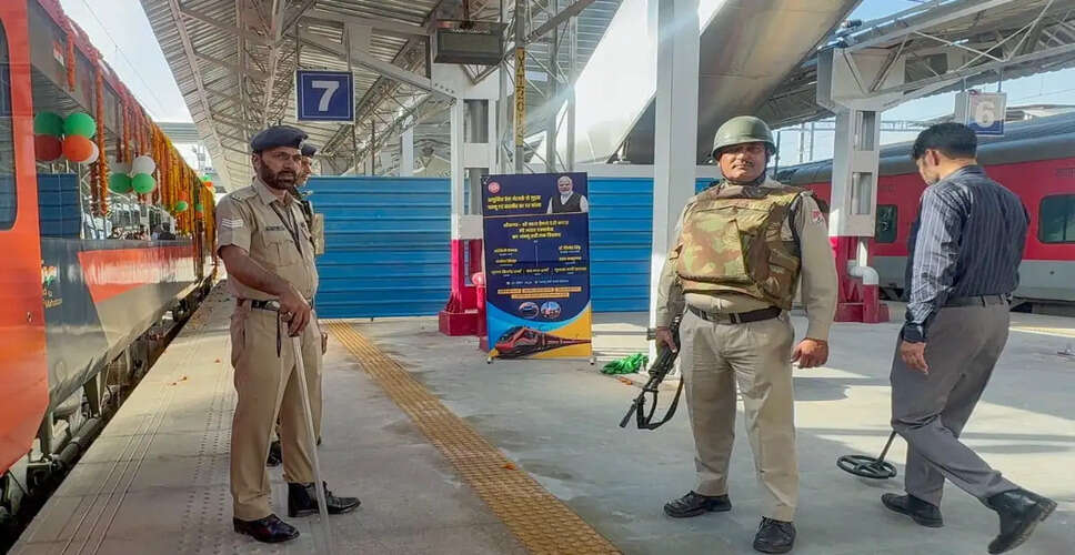 भारतीय रेलवे ने 'कवच' सुरक्षा प्रणाली के विस्तार को दी मंजूरी