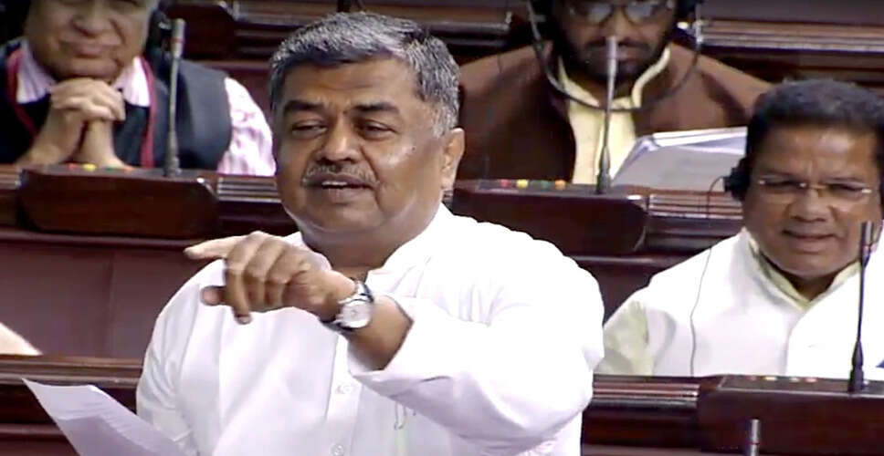 कांग्रेस ने एमजीएनआरईजीए के नाम परिवर्तन पर केंद्र सरकार की आलोचना की