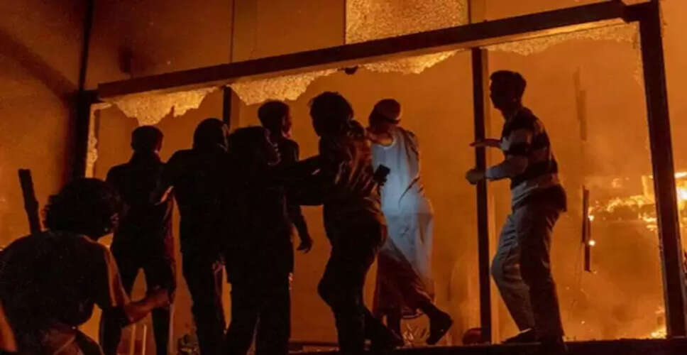 बांग्लादेश में राजनीतिक हिंसा: छात्र नेता पर हमला