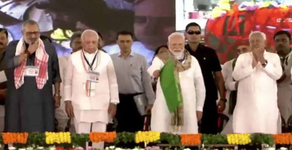 मोदी ने बिहार में चार नई अमृत भारत ट्रेनों का उद्घाटन किया, 7200 करोड़ रुपये के विकास परियोजनाओं की शुरुआत