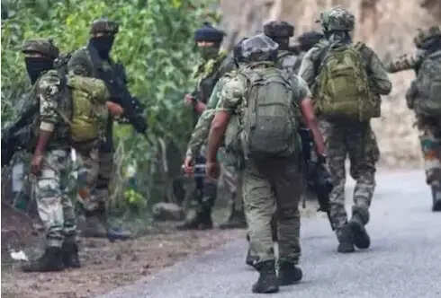जम्मू-कश्मीर में आतंकवाद के खिलाफ सुरक्षाबलों की बड़ी कार्रवाई
