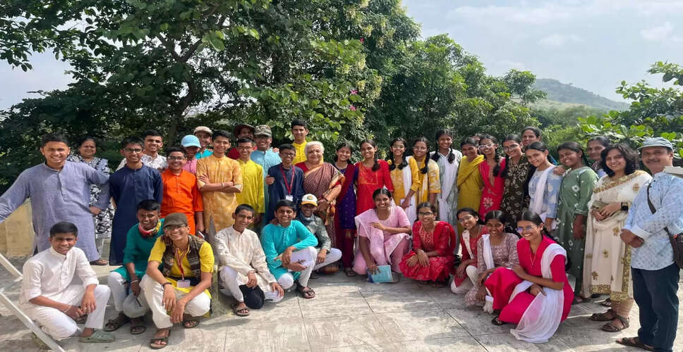 पुणे के छात्रों ने जनक पलटा मगिलिगन से सीखे पर्यावरण संरक्षण के उपाय