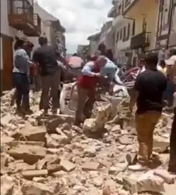इक्वाडोर में 6.7 तीव्रता का भूकंप आया, 15 लोगों की मौत