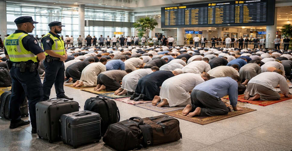 बॉम्बे हाईकोर्ट का फैसला: एयरपोर्ट पर नमाज के लिए जगह देने से किया इनकार