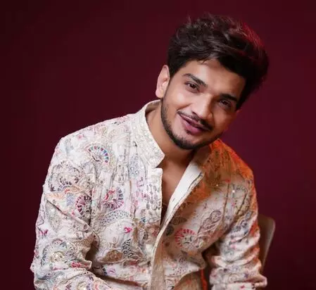 मुंबई में मुनव्वर फारुकी की नई चुनौती: 'फर्स्ट कॉपी सीजन 2'