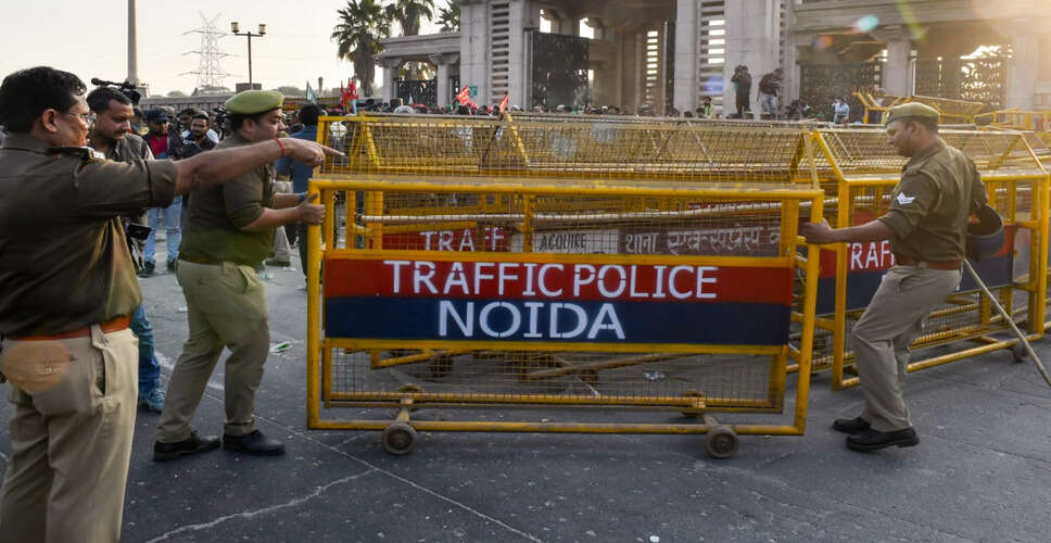 ग्रेटर नोएडा में छात्रा की आत्महत्या: उत्पीड़न के आरोप में दो प्रोफेसर हिरासत में