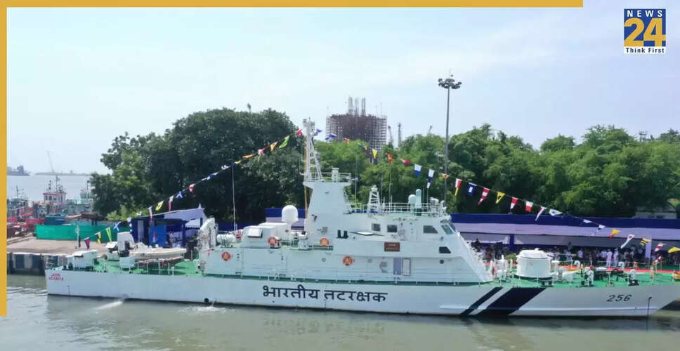 भारत ने पहले तेज़ गश्ती जहाज INS आदम्य को किया कमीशन