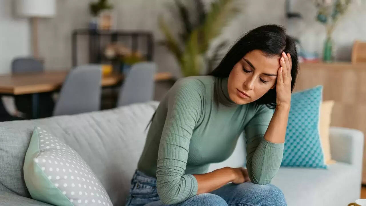 चक्कर आने की समस्या: गंभीर स्वास्थ्य संकेतों की पहचान करें