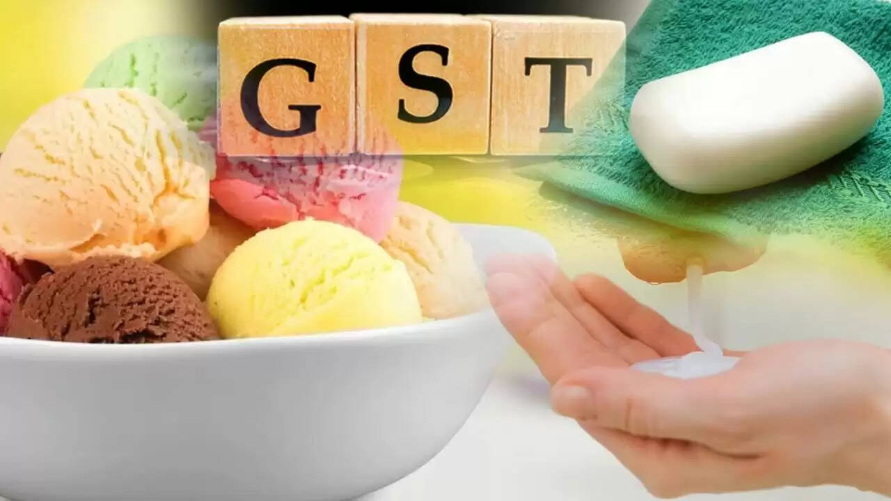 जीएसटी बदलाव से FMCG सेक्टर में हलचल: कंपनियों ने कम दाम वाले उत्पादों का स्टॉक बढ़ाया