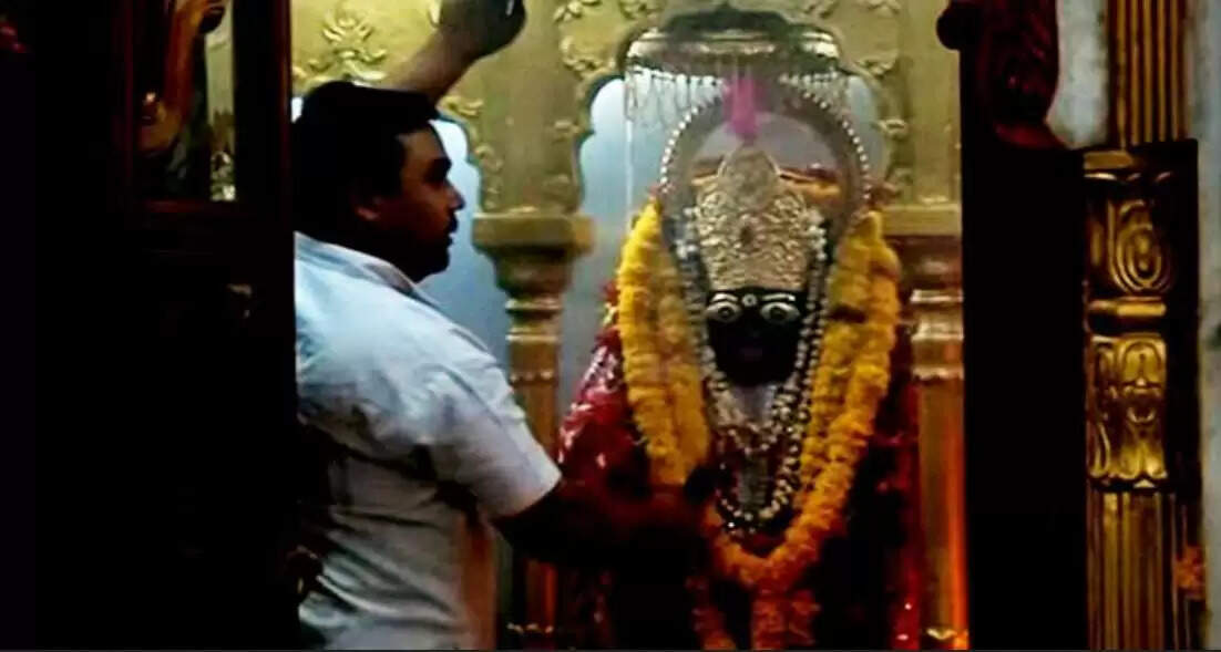 जबलपुर का अनोखा मंदिर: जहां काली मां 24 घंटे एसी में रहती हैं