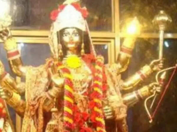 भारत के अनोखे मंदिर जहां पुरुषों का प्रवेश वर्जित है