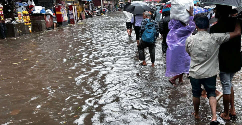 हैदराबाद में भारी बारिश से जलभराव और यातायात बाधित