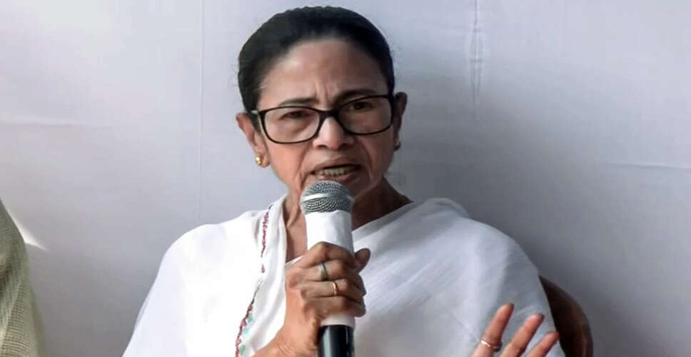 ममता बनर्जी का विवादास्पद बयान: दुर्गापुर बलात्कार मामले पर सुरक्षा की सलाह