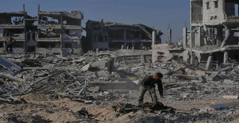 गाजा पट्टी में इजरायली हवाई हमलों में पांच फिलिस्तीनी मारे गए