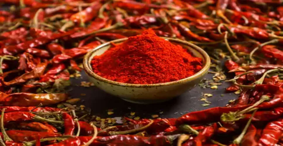 आंखों की रोशनी से लेकर पाचन तक, हर बीमारी में राहत दिलाए लाल मिर्च