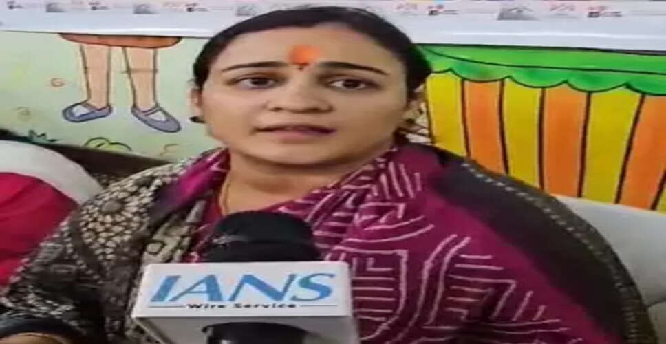 समाज के अंदर पुरुषों जितना सार्थक हो सकती हैं महिलाएं : अपर्णा यादव