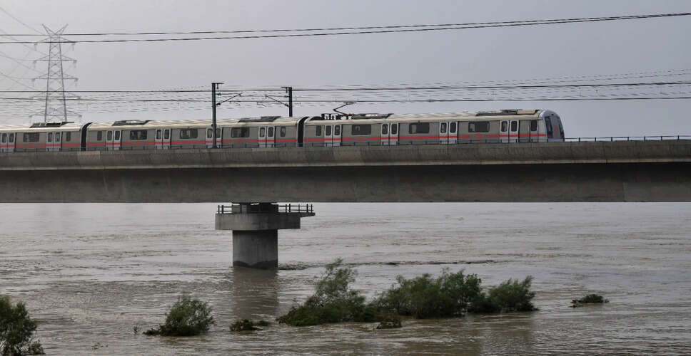 दिल्ली-एनसीआर में भारी बारिश का अलर्ट, यमुना का जलस्तर बढ़ा