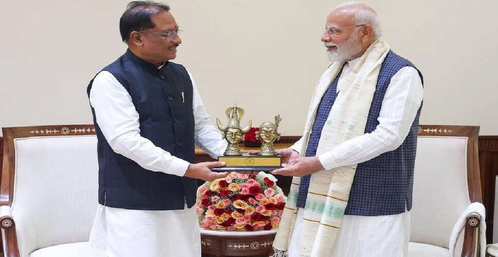 छत्तीसगढ़ के मुख्यमंत्री ने प्रधानमंत्री से मुलाकात कर अमृत रजत महोत्सव का आमंत्रण दिया