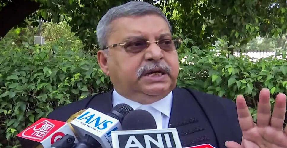 तृणमूल कांग्रेस में बगावत: कल्याण बनर्जी का ममता बनर्जी को समर्थन