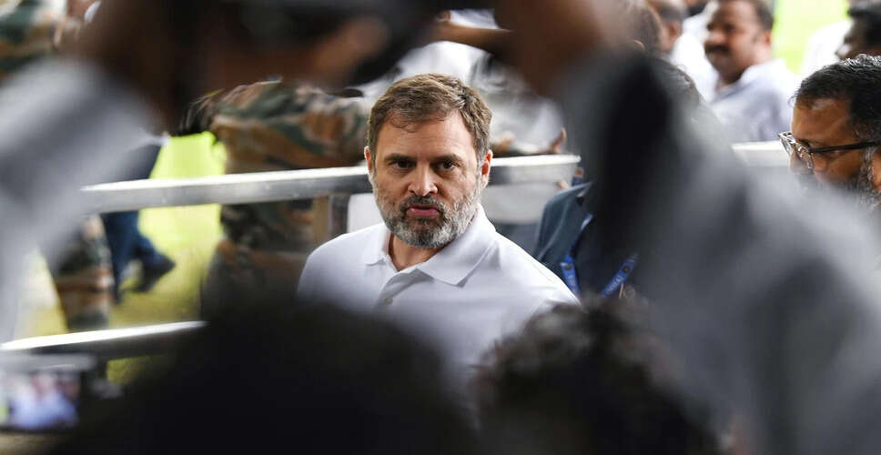 राहुल गांधी ने पुंछ में पाक गोलाबारी से प्रभावितों के लिए राहत पैकेज की मांग की