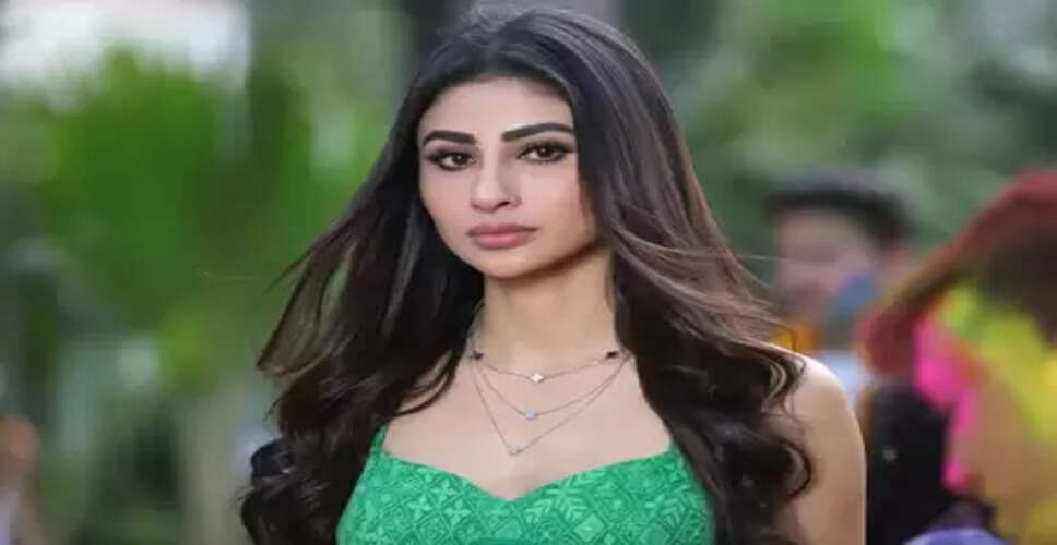 'सलाकार' में मेरा अब तक का सबसे अलग किरदार, कलाकार के तौर पर आगे बढ़ने का मौका मिला : मौनी रॉय