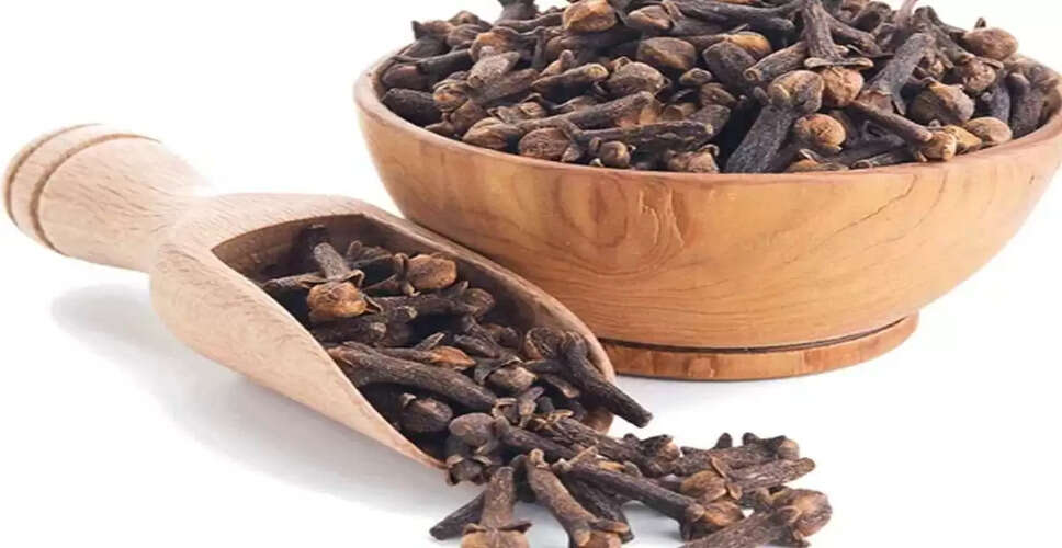 लौंग: दांत दर्द और स्वास्थ्य के लिए एक प्राकृतिक उपाय