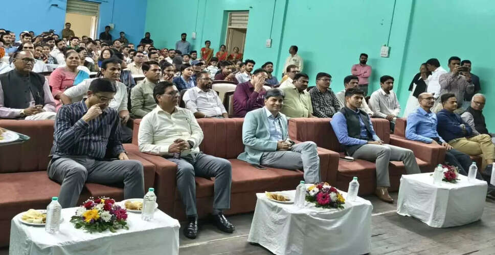 राजकोट में जनजातीय गौरव दिवस का भव्य आयोजन: बिरसा मुंडा की 150वीं जयंती पर सांस्कृतिक कार्यक्रम