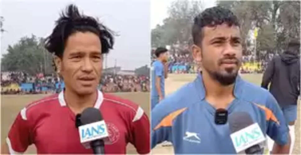 जमुई में ऑल इंडिया गुलाब रावत मेमोरियल फुटबॉल टूर्नामेंट का शुभारंभ, देश भर की कई टीमें ले रही भाग
