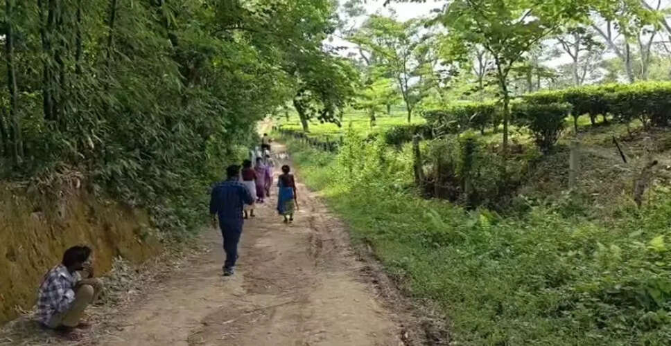 असम में सीमा विवाद के कारण सड़क निर्माण कार्य रुका