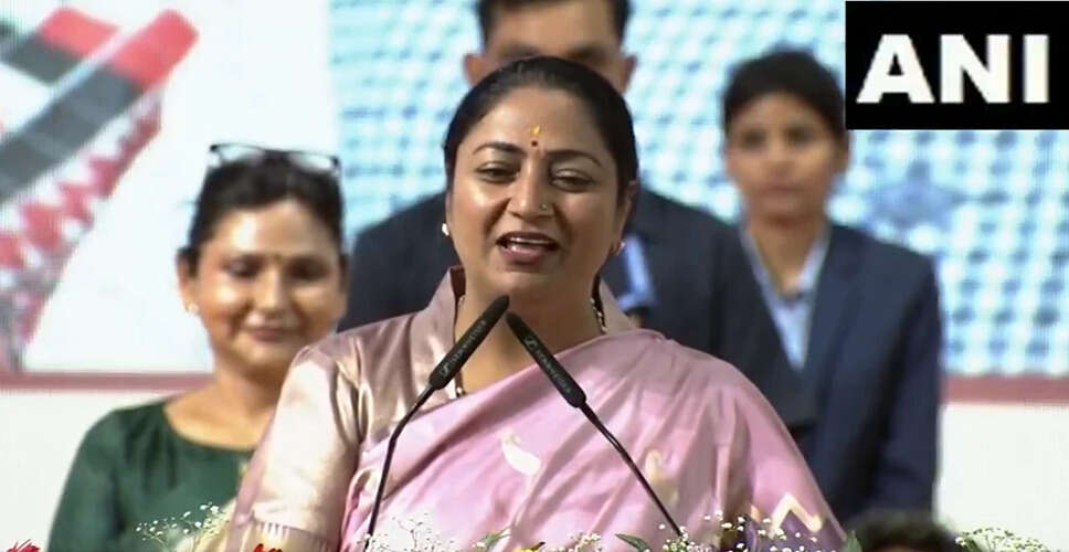 दिल्ली की मुख्यमंत्री को मिली जान से मारने की धमकी, स्कूलों में सुधार की योजनाएं जारी