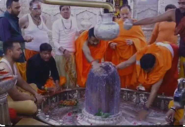 जेपी नड्डा और सीएम मोहन यादव का उज्जैन दौरा: महाकाल के दर्शन और स्वच्छता का संदेश