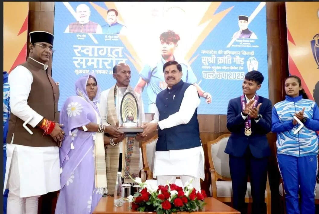 क्रांति गौड़: भारतीय महिला क्रिकेट टीम की विश्व कप विजेता की प्रेरणादायक यात्रा