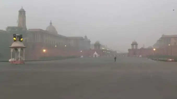 दिल्ली-एनसीआर में मौसम में बदलाव, धूल भरी आंधी और बारिश का अलर्ट