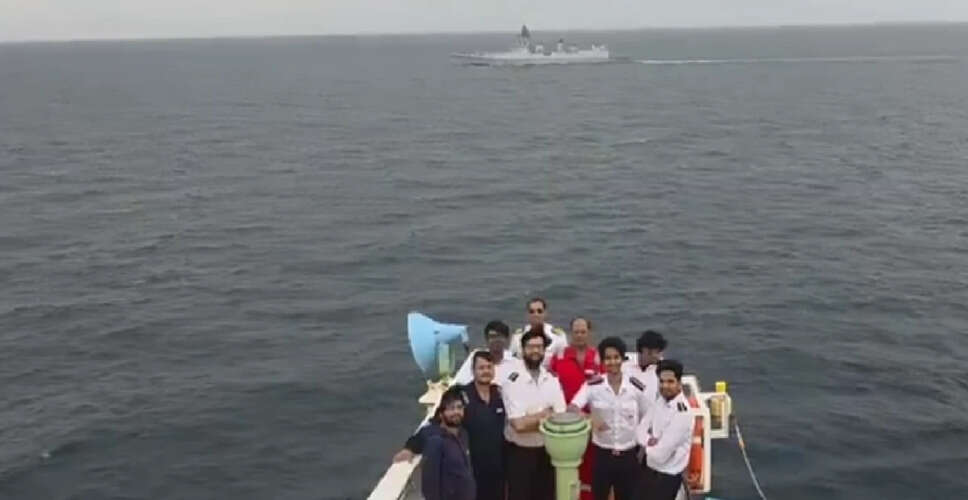 भारत के लिए राहत: जग वसंत जहाज ने गुजरात में एलपीजी की खेप पहुंचाई