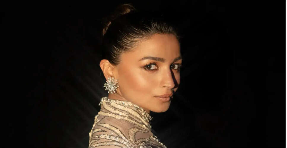 आलिया भट्ट के साथ एयरपोर्ट पर हुई अनहोनी घटना